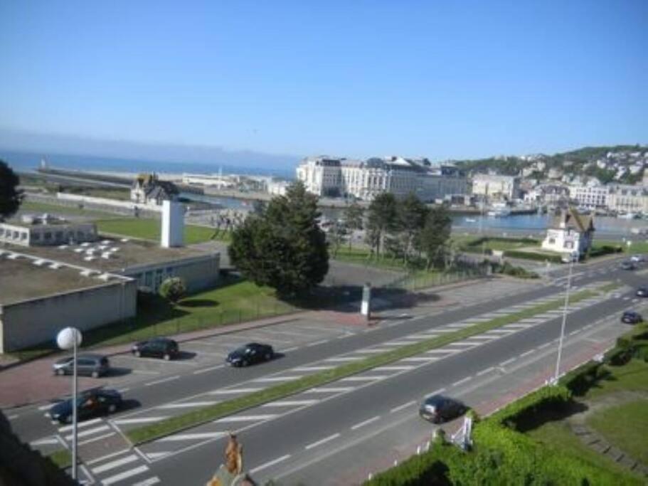 Les Embruns - Plein Ciel - Appartement 3Eme Etage Deauville Exteriör bild